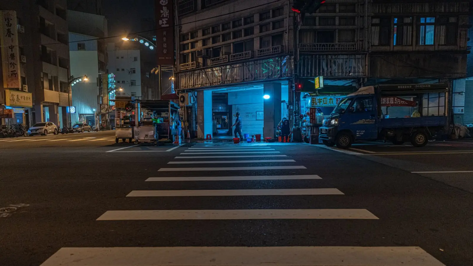 2024年休闲运动鞋批发市场趋势与潮流款式分析