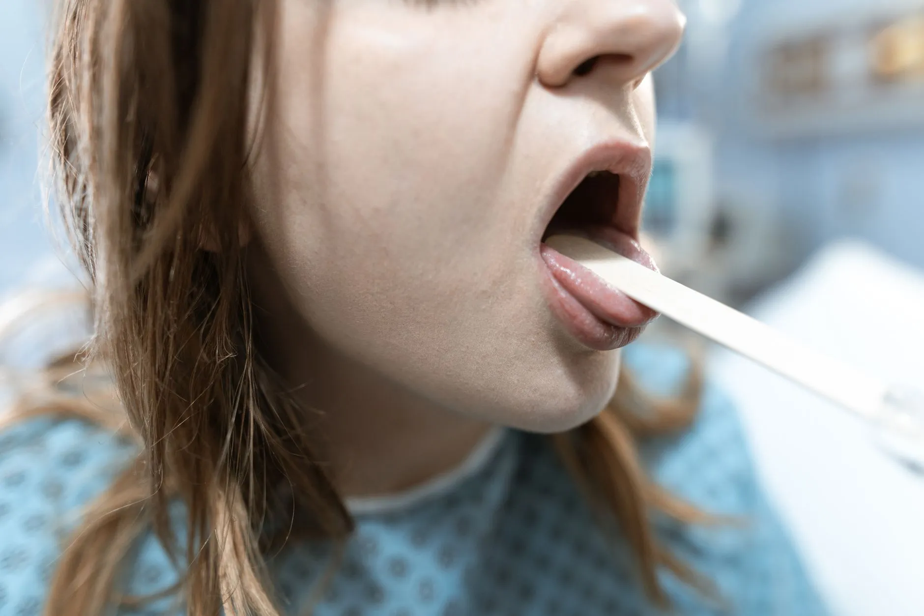 休闲运动鞋代工厂如何保障批量供货质量稳定性